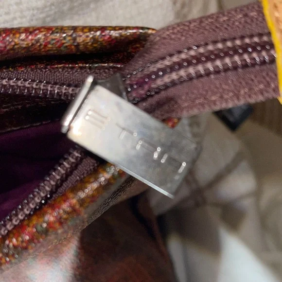 Etro Vintage Italian Luxury Elegant Brown Paisley Tote Bag by Etro made in Italy - Picture 8 of 9